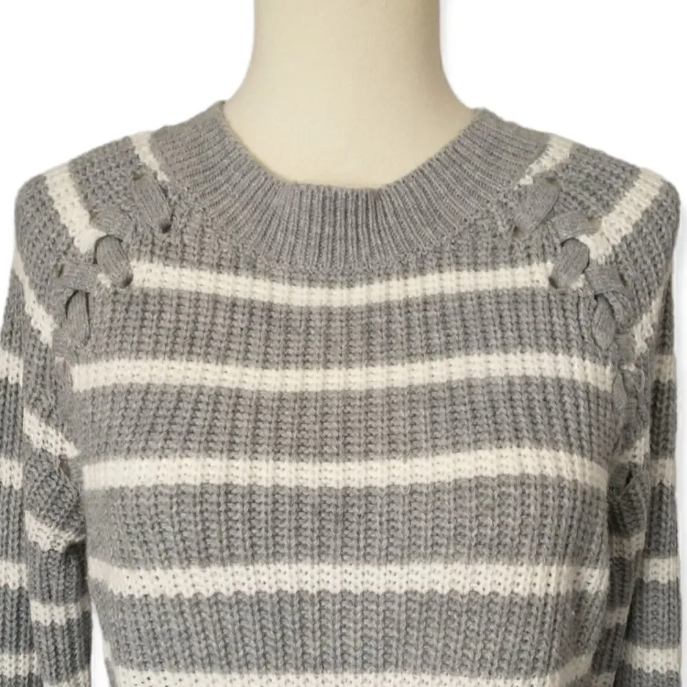 SO Fisherman Sweater M Striped Chunky Lace Up Shoulder Cozy Gray‎ White Relaxed